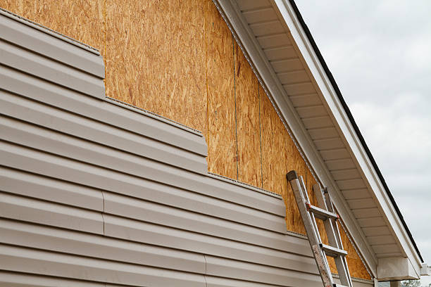 24/7 Emergency Vinyl Siding experts in New Derry, PA